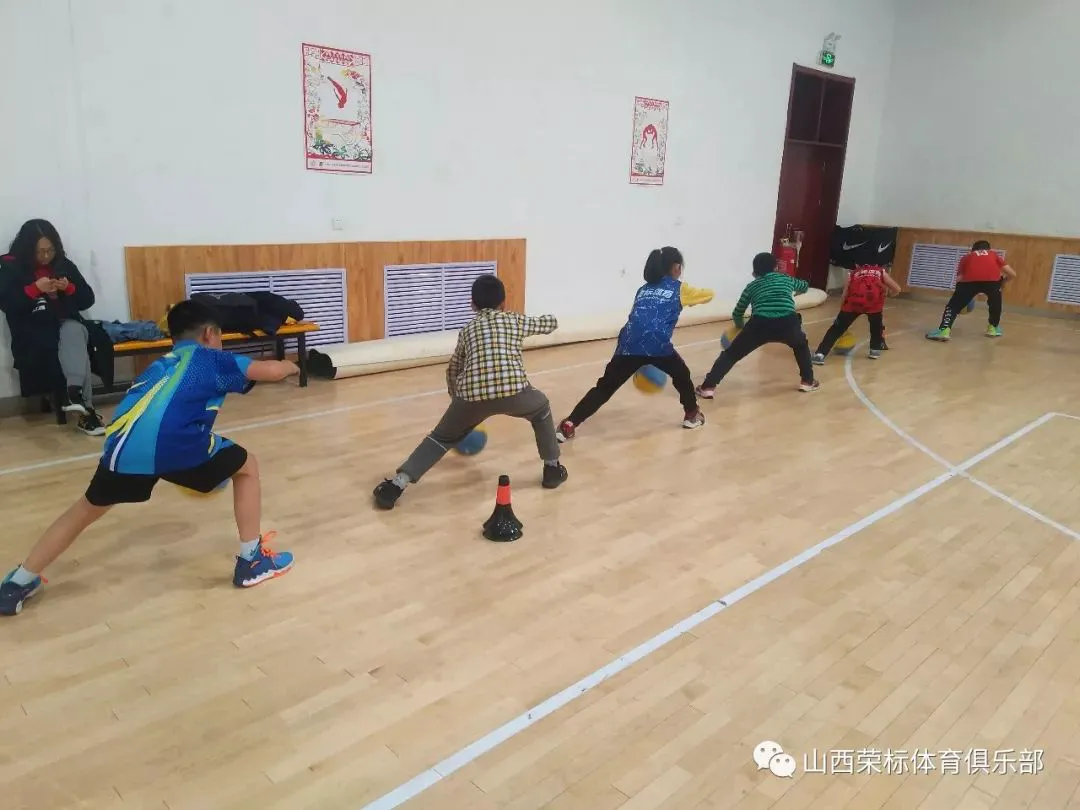 初中篮球战术一周训练计划_1